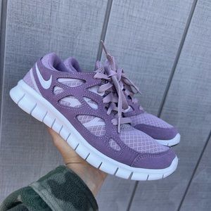 NEW Nike Free Run 2 Running Shoes Women's Size 8 DM8915-500 Plum Fog